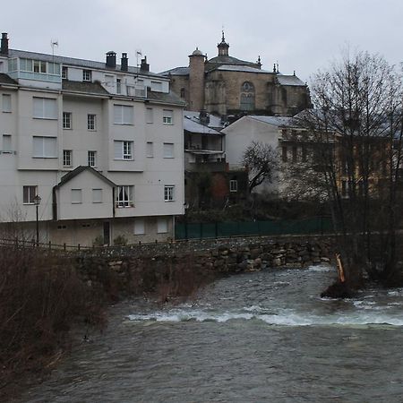 Hostal Burbia Villafranca del Bierzo Kültér fotó