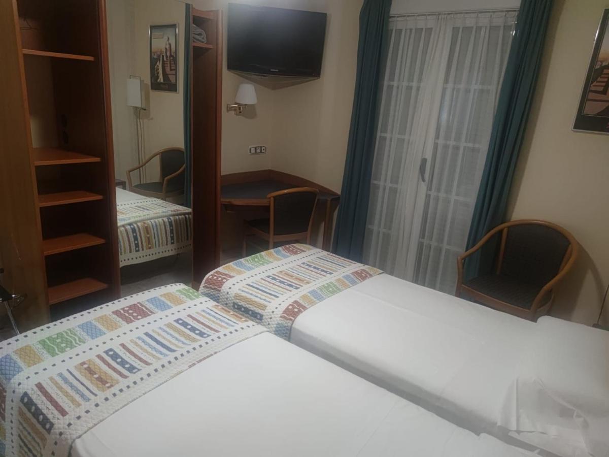 Hostal Burbia Villafranca del Bierzo Kültér fotó