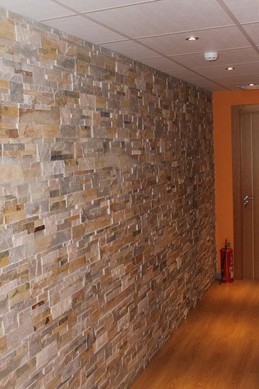Hostal Burbia Villafranca del Bierzo Kültér fotó